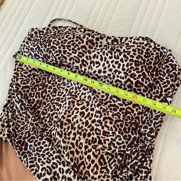 J. Crew Ruched Bandeau Leopard Print One Piece Swimsuit. Size 24. - Picture 12 of 14